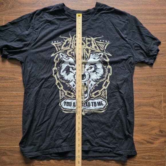 Black Graphic T-Shirt with Wolf Design - Picture 5 of 7